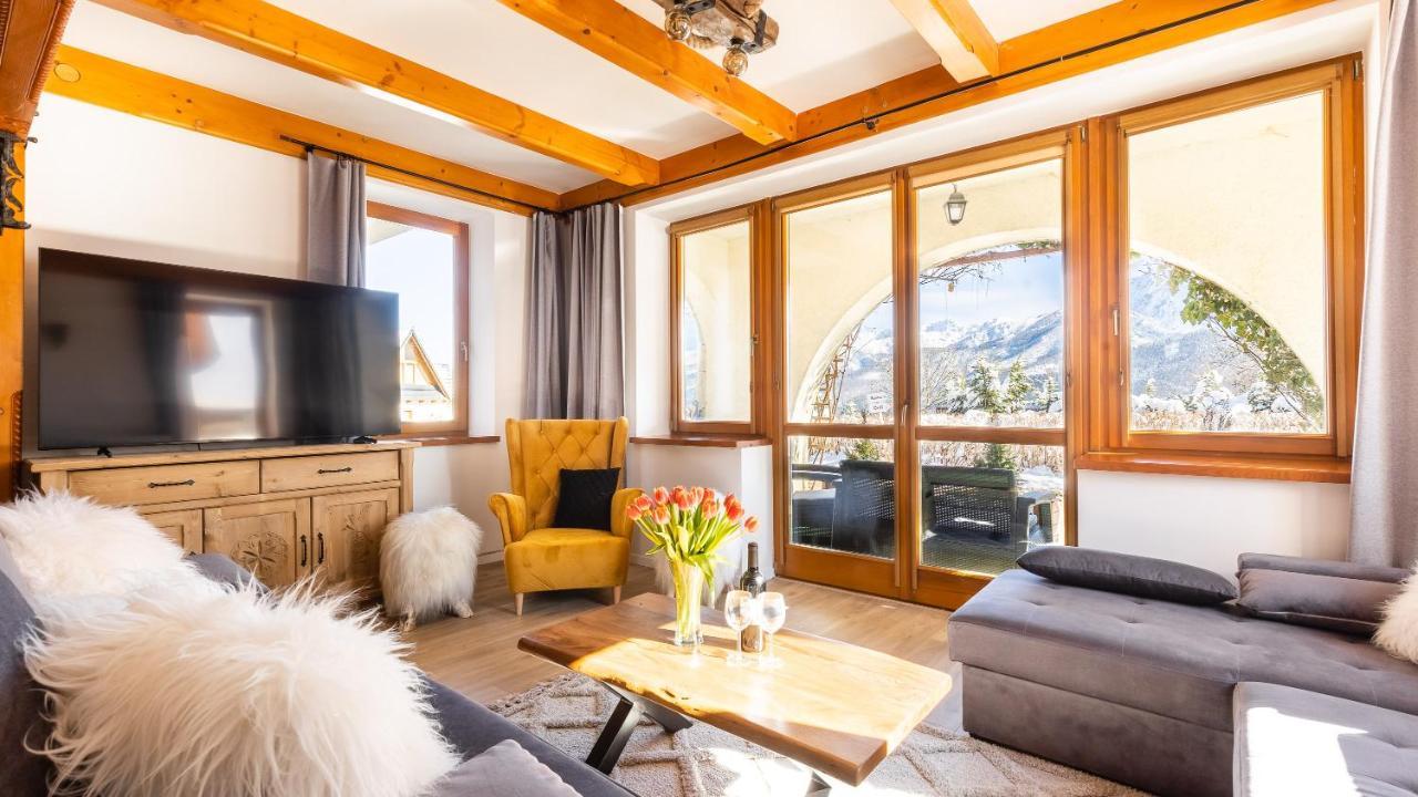 Aparthotel Delta Top コシチェリスコ エクステリア 写真